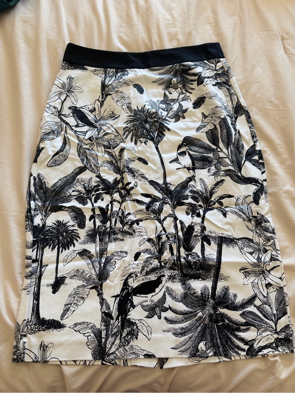 Worthington Black and White Tropical Pencil Skirt